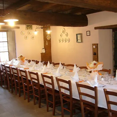 Castello Malaspina Di Gambaro