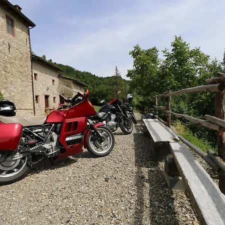 Bed & Breakfast Castello Malaspina Di Gambaro Ferriere