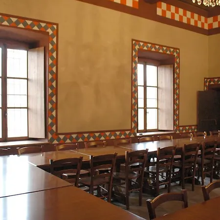 Oda ve Kahvaltı Castello Malaspina Di Gambaro