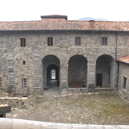 Oda ve Kahvaltı Castello Malaspina Di Gambaro *