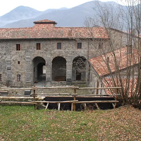 Castello Malaspina Di Gambaro