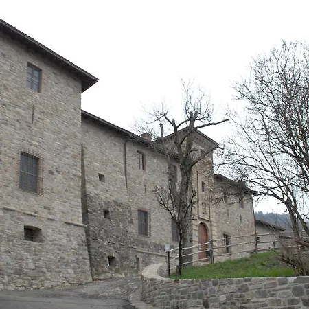 Oda ve Kahvaltı Castello Malaspina Di Gambaro