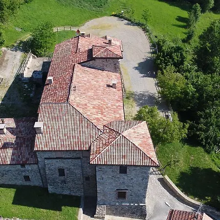 Castello Malaspina Di Gambaro Bed & Breakfast