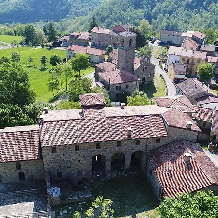Oda ve Kahvaltı Castello Malaspina Di Gambaro