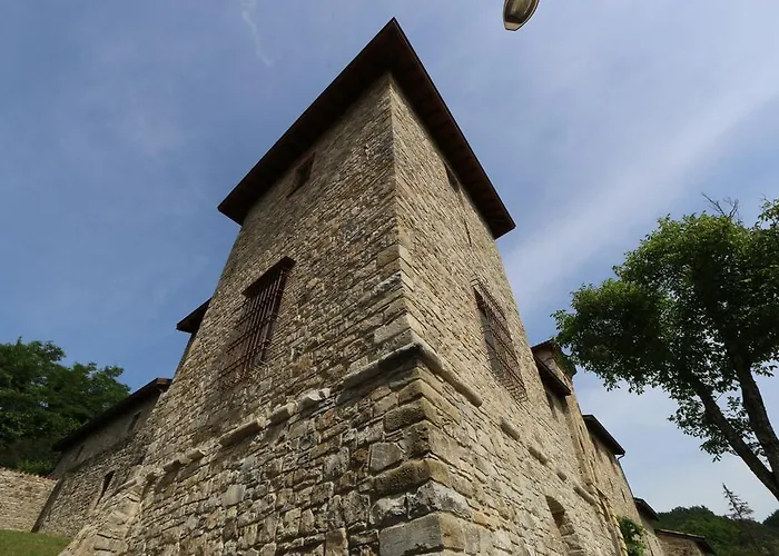 Castello Malaspina Di Gambaro Ferriere