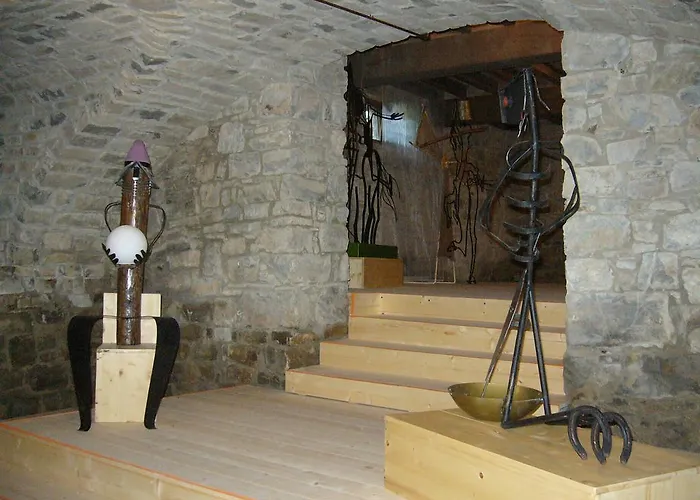 Castello Malaspina Di Gambaro Ferriere