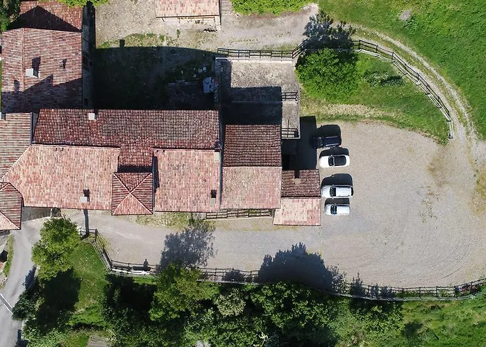 Castello Malaspina Di Gambaro *