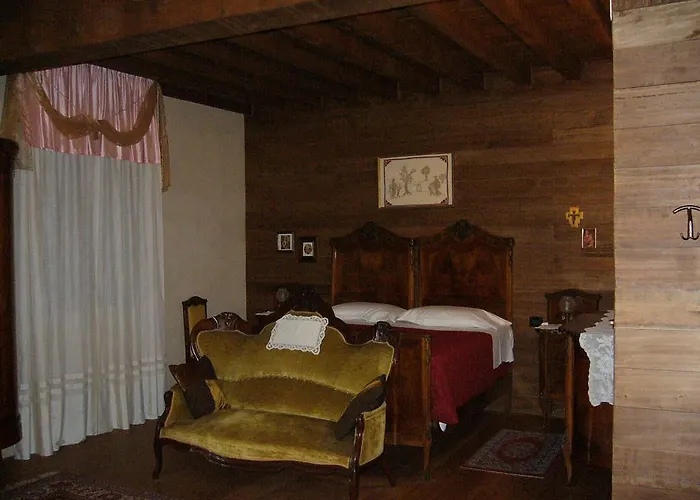 Castello Malaspina Di Gambaro *