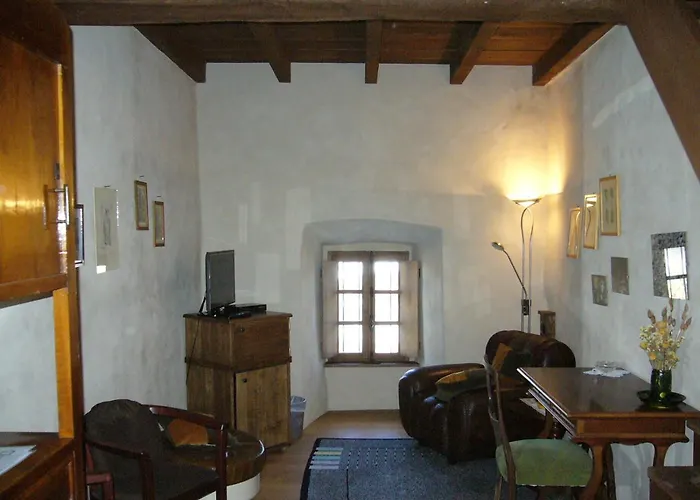 Castello Malaspina Di Gambaro Отель типа 