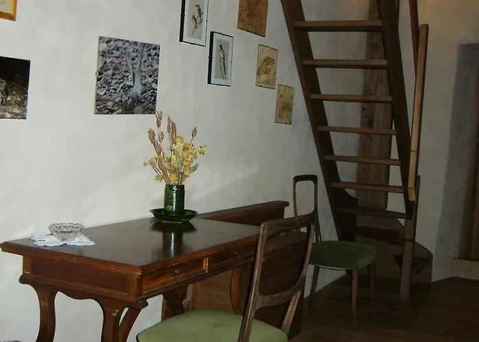 Castello Malaspina Di Gambaro *