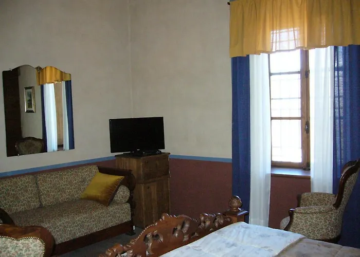 Castello Malaspina Di Gambaro * Ferriere